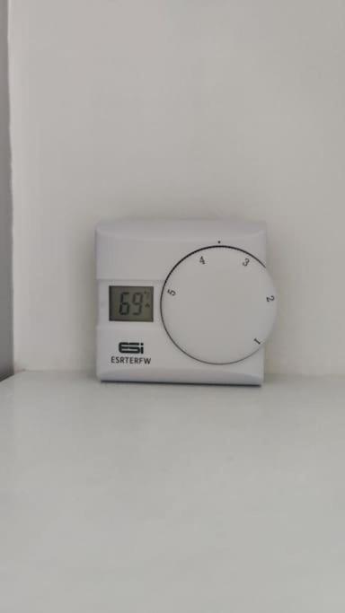 Large Studio Garden Flat On Golders Green Road Λονδίνο Εξωτερικό φωτογραφία