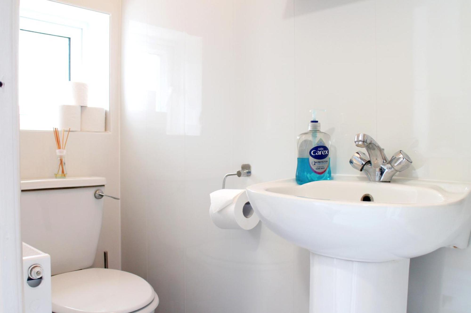 Large Studio Garden Flat On Golders Green Road Λονδίνο Εξωτερικό φωτογραφία